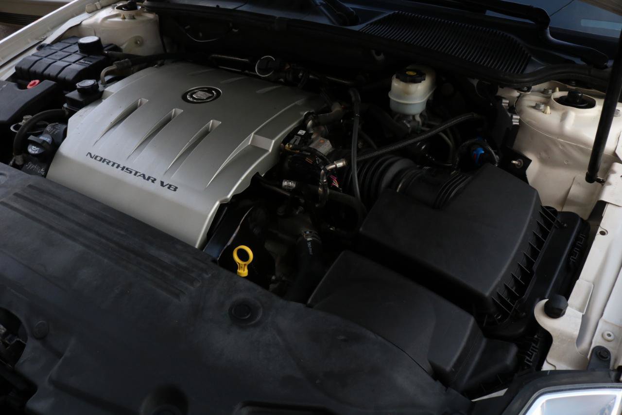 Used 2009 Cadillac DTS w/ Sun And Sound Package FWD image 52