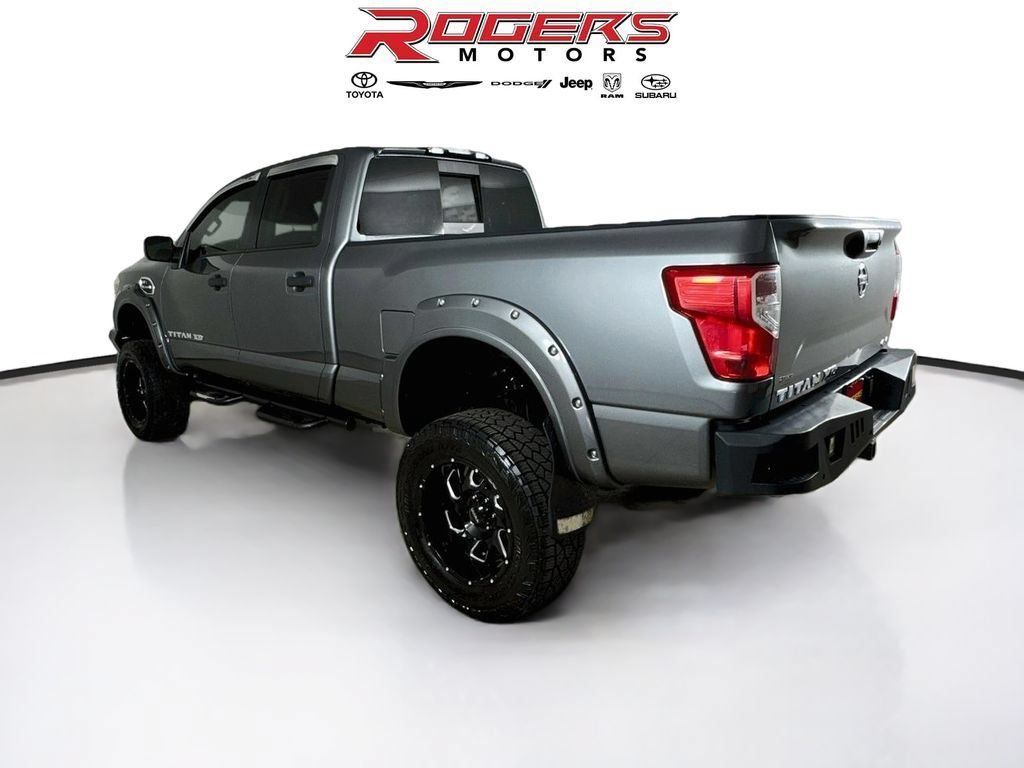 Used 2017 Nissan Titan S AWD/4WD image 6