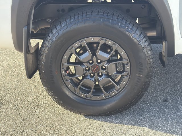 Certified 2023 Nissan Frontier PRO-4X w/ Pro-4X Premium Package AWD/4WD image 19