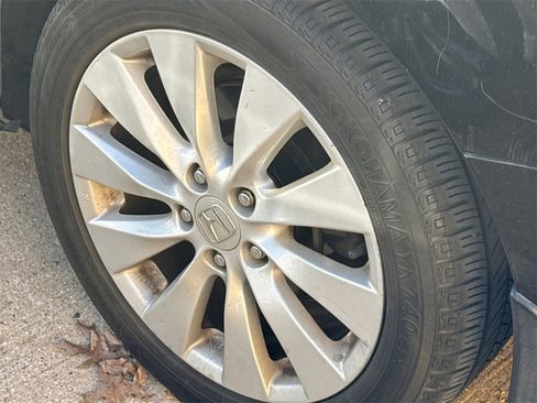 Used 2015 Honda Accord EX-L image 10