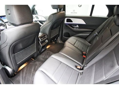 Used 2024 Mercedes-Benz GLE 350 4MATIC image 11