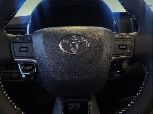 New 2026 Toyota Camry SE FWD image 25