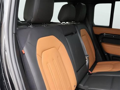 Used 2024 Land Rover Defender 110 X image 13