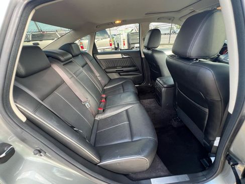 Used 2007 INFINITI M45 Sport w/ Technology Pkg RWD image 30