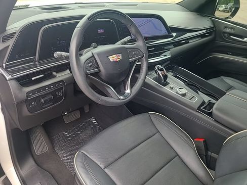 Used 2024 Cadillac Escalade Sport w/ Touring Package AWD/4WD image 13