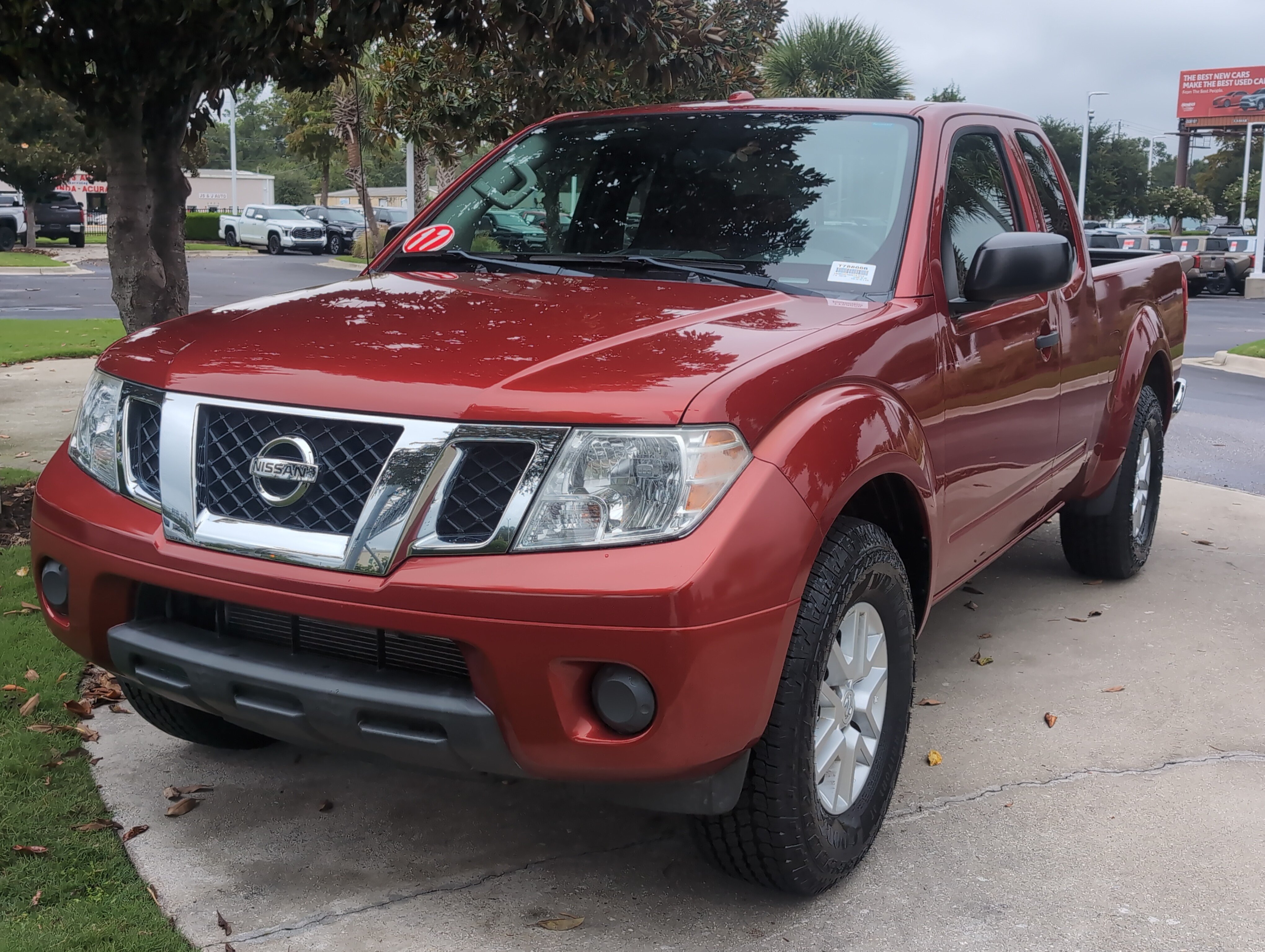 Used 2017 Nissan Frontier SV RWD image 5
