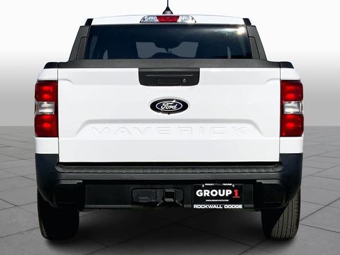 Used 2025 Ford Maverick XLT w/ Equipment Group 302A AWD/4WD image 8