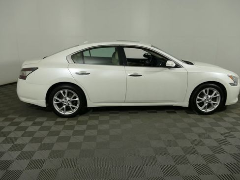 Used 2014 Nissan Maxima 3.5 SV w/ Technology Package FWD image 8