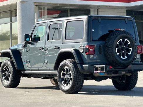 Used 2024 Jeep Wrangler Unlimited Rubicon 4xe image 4