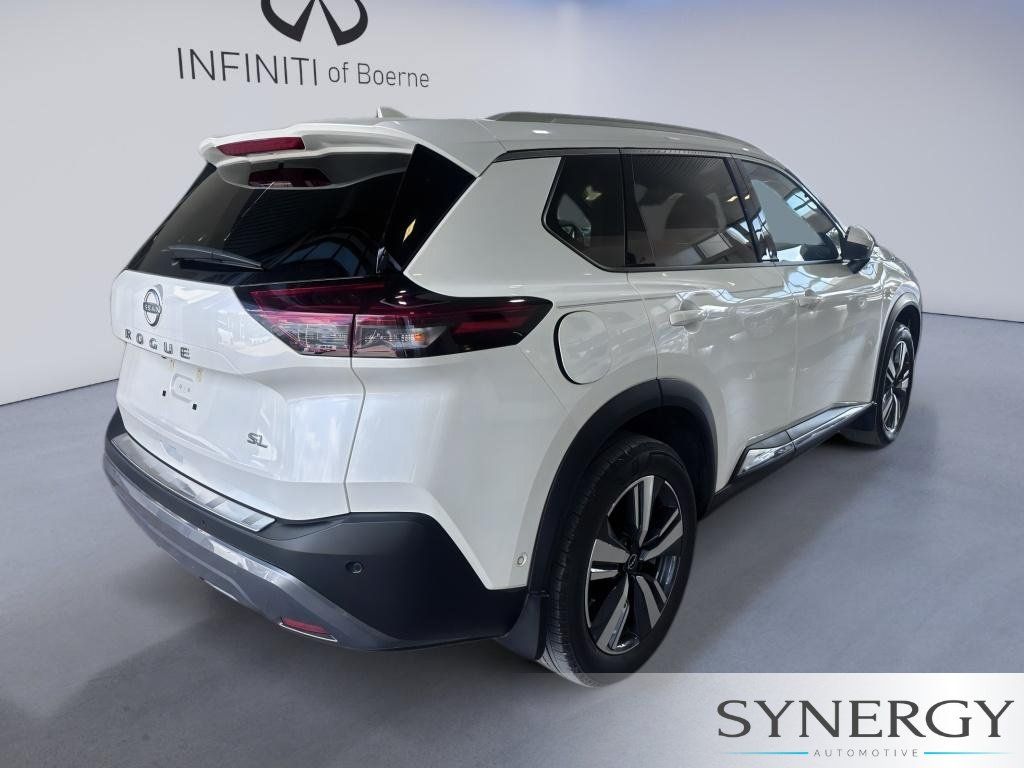 Used 2023 Nissan Rogue SL w/ SL Premium Package FWD image 4