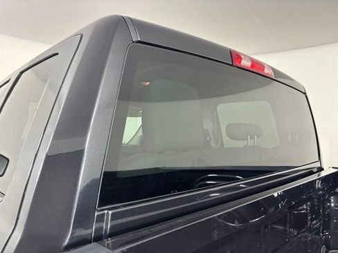 Used 2018 RAM 1500 ST w/ SXT Appearance Group AWD/4WD image 30