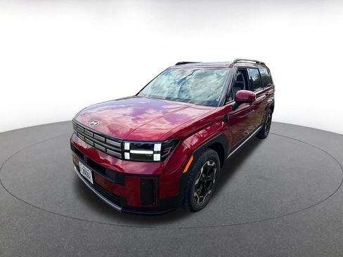 Used 2025 Hyundai Santa Fe SEL image 4