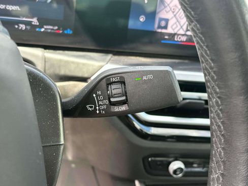 Used 2023 BMW 330i xDrive Sedan w/ Premium Package image 25