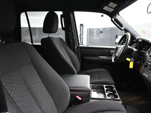 Used 2017 Ford Expedition XL image 17