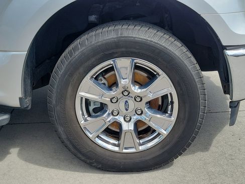 Used 2017 Ford F150 XLT w/ Equipment Group 302A Luxury image 7