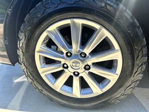 Used 2009 Lexus LX 570 4WD image 40
