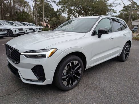 New 2026 Volvo XC60 B5 Plus w/ Protection Package Premier image 8