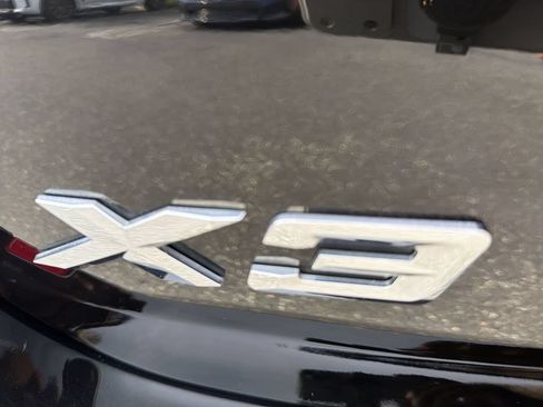 Used 2021 BMW X3 xDrive30i w/ Convenience Package AWD/4WD image 15