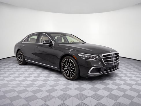 Certified 2023 Mercedes-Benz S 580 4MATIC Sedan image 7