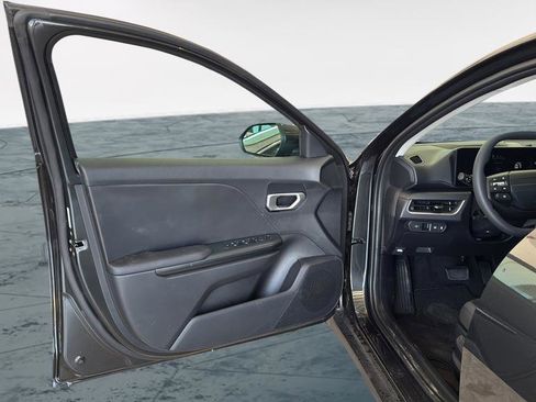 New 2026 Kia K4 FWD image 11