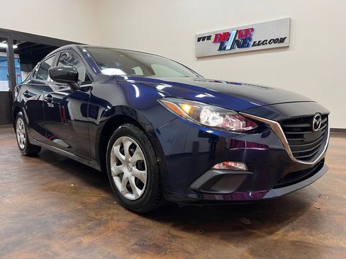 Used 2016 MAZDA MAZDA3 i Sport image 3