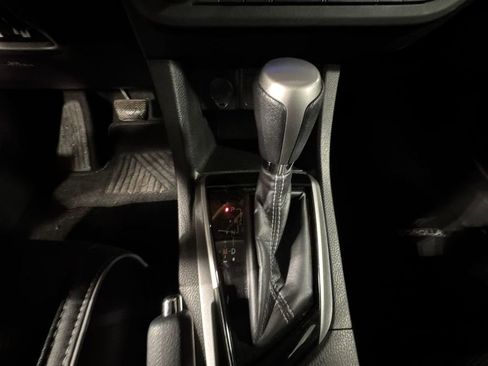 Used 2015 Toyota Corolla S image 26