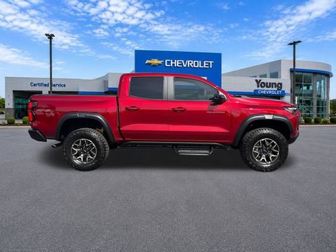 Used 2024 Chevrolet Colorado ZR2 w/ ZR2 Convenience Package III AWD/4WD image 8
