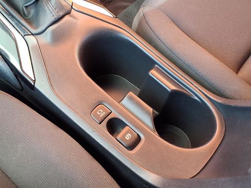 Used 2024 Toyota Corolla LE FWD image 16