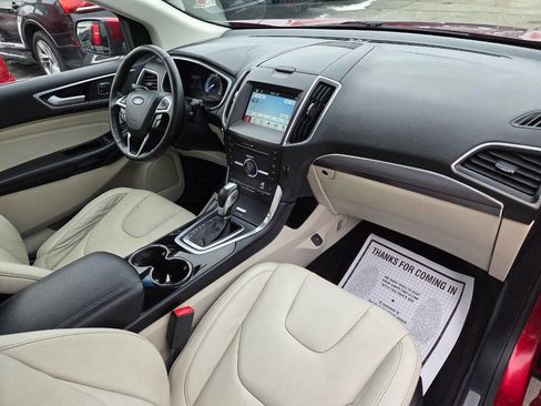 Used 2016 Ford Edge Titanium w/ Technology Package image 30