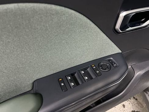 Used 2025 Kia K4 EX image 22