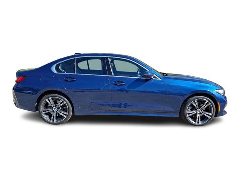 Used 2024 BMW 330i xDrive Sedan w/ Premium Package AWD/4WD image 7