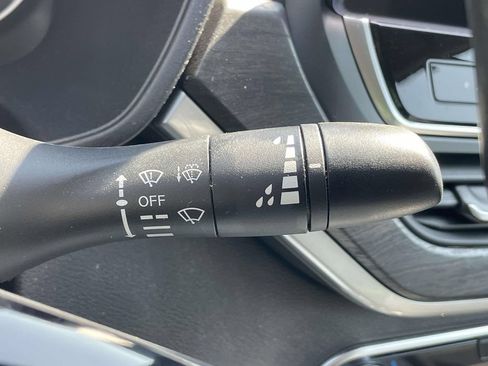 Used 2025 Nissan Altima 2.5 SL AWD/4WD image 32