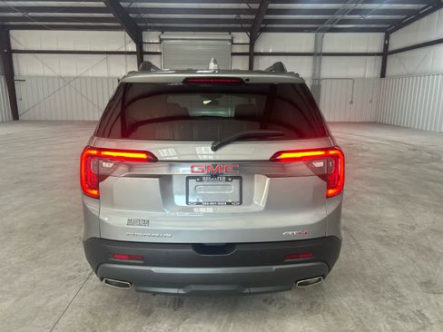 Used 2023 GMC Acadia AT4 w/ Technology Package image 4