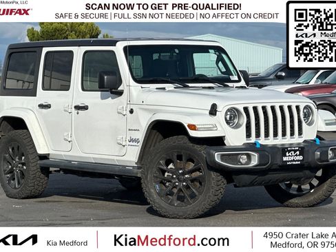 Used 2023 Jeep Wrangler Sahara image 1