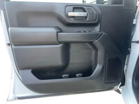 Used 2022 GMC Sierra 2500 Pro w/ Convenience Package AWD/4WD image 14