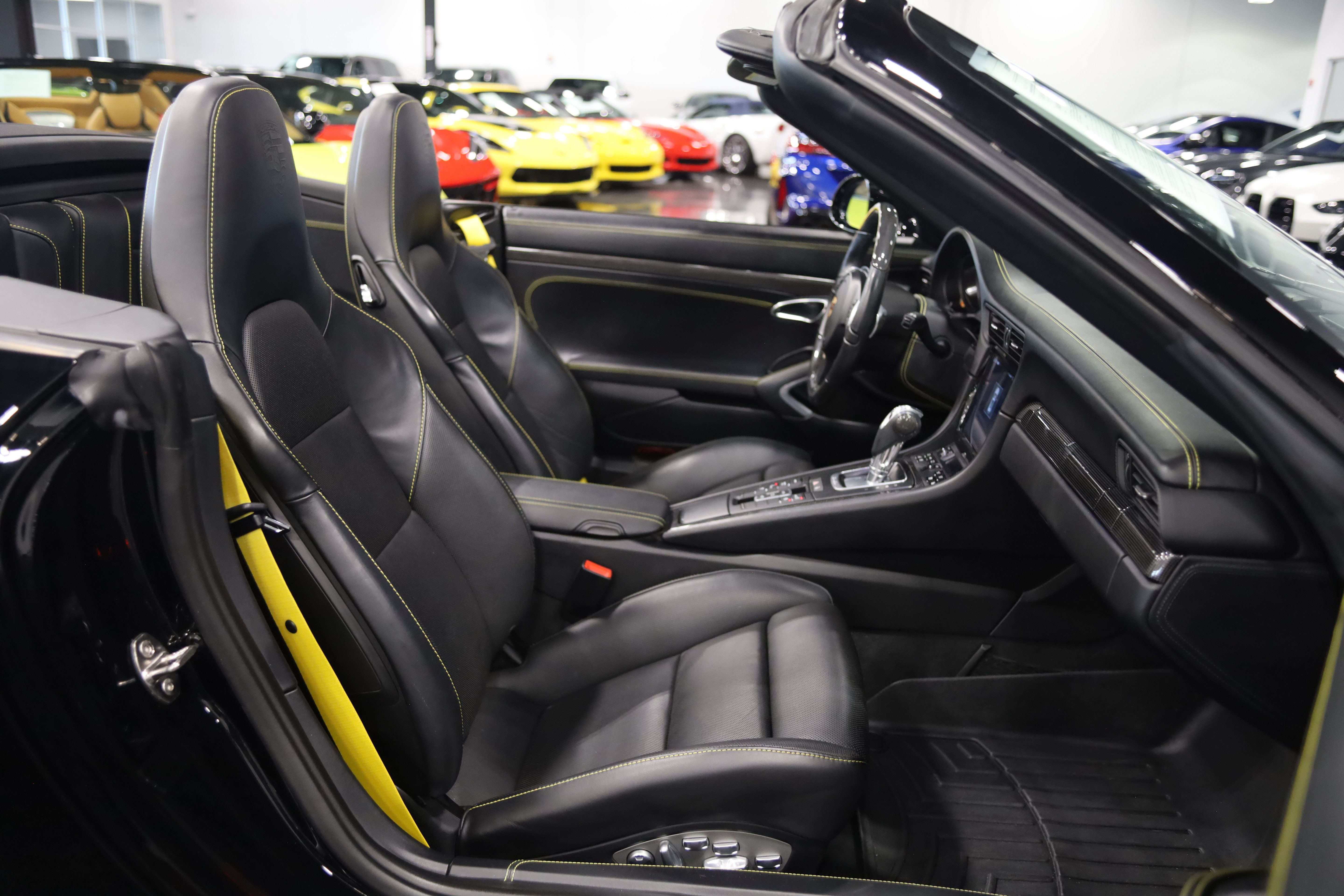 Used 2015 Porsche 911 Turbo S AWD/4WD image 42