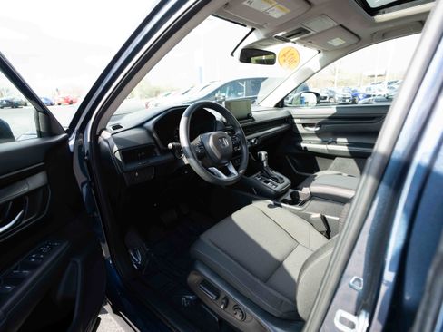 Used 2024 Honda CR-V EX image 8