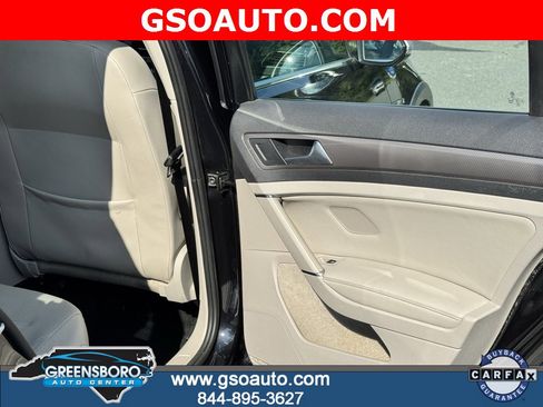 Used 2018 Volkswagen Golf Alltrack SE image 14