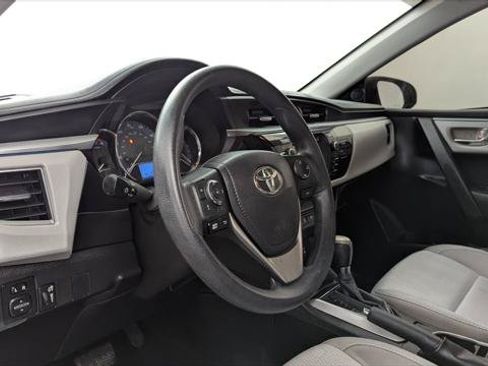 Used 2016 Toyota Corolla LE FWD image 23