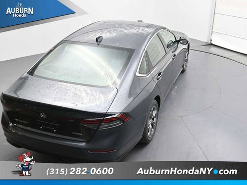 New 2025 Honda Accord EX-L image 28
