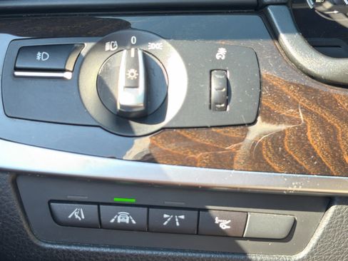 Used 2015 BMW 528i xDrive Sedan AWD/4WD image 19