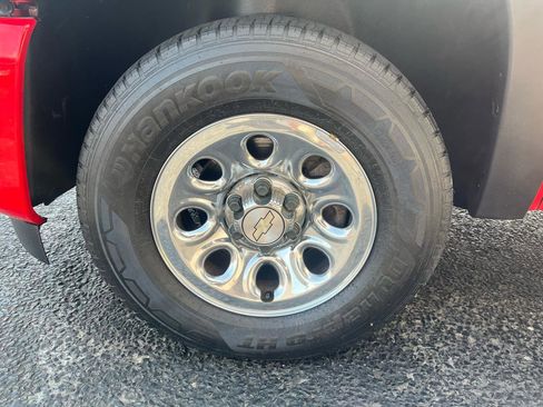 Used 2011 Chevrolet Silverado 1500 W/T w/ LS Package AWD/4WD image 13