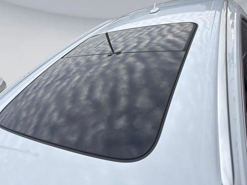 Used 2023 Audi Q8 Prestige image 35