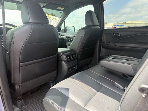 Certified 2024 Honda Passport TrailSport image 13