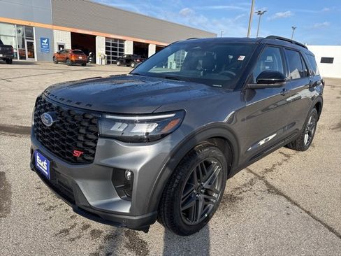 New 2026 Ford Explorer ST image 7