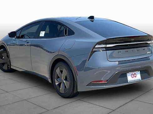 New 2026 Toyota Prius Plug-In Hybrid FWD image 12