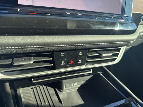 New 2026 Volkswagen Atlas SE FWD image 21