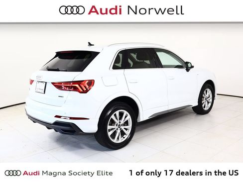 Used 2025 Audi Q3 2.0T Premium w/ Convenience Package AWD/4WD image 17