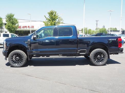 Used 2025 Ford F350 Lariat w/ Black Appearance Package AWD/4WD image 4