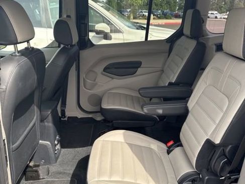 Used 2019 Ford Transit Connect Titanium w/ Titanium Premium Package FWD image 5